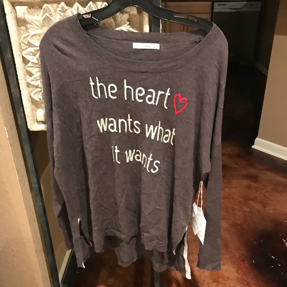 NWT Subtle Luxury Sweater M/L